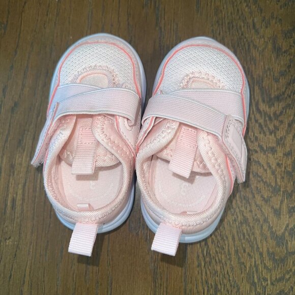 Athletic Works Baby Girl's Criss-Cross Strap Sneakers Pink Size 3 - Picture 4 of 6